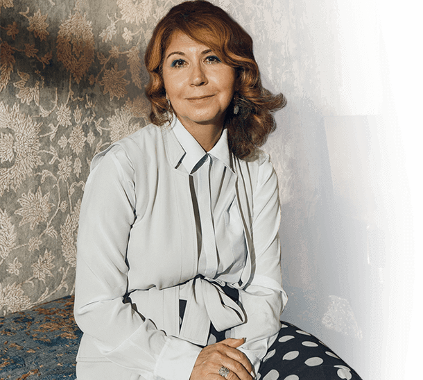 Юлия Суркова