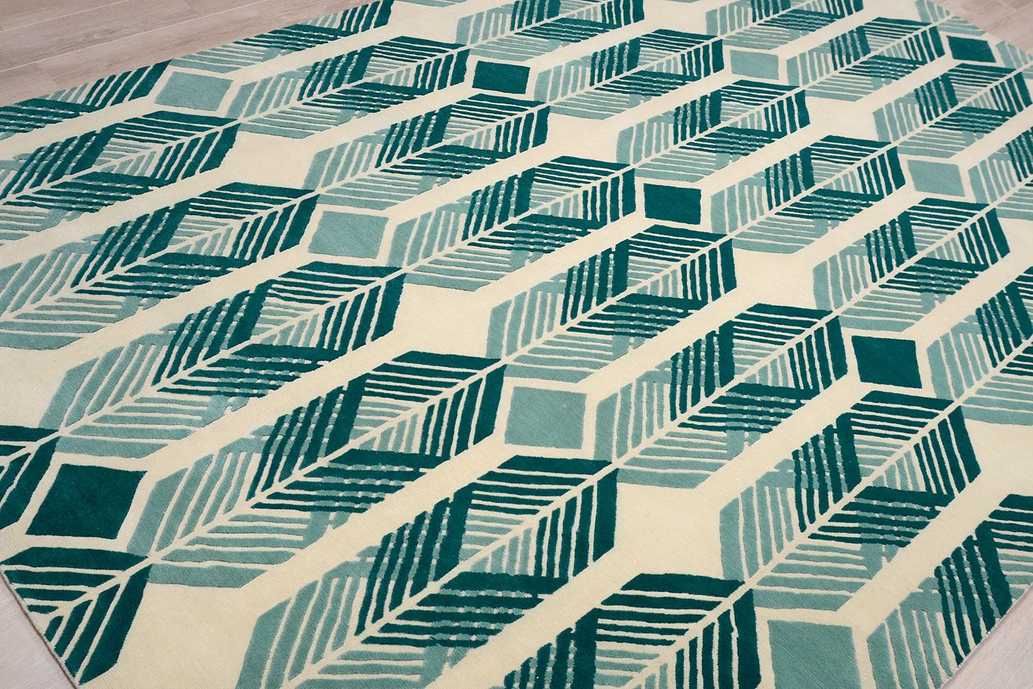 Ковер ручной работы PLUMAGE GREEN 300x200cm фотография