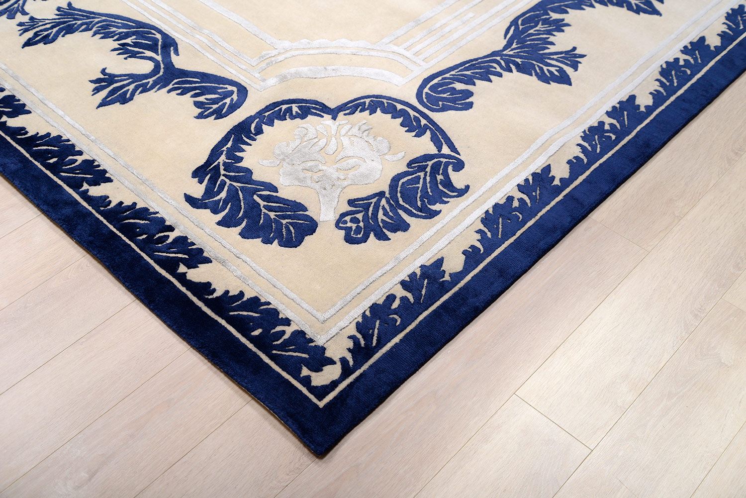 Ковер ручной вязки BAROQUE FRAME из шелка и шерсти, размер 372x276cm изображение