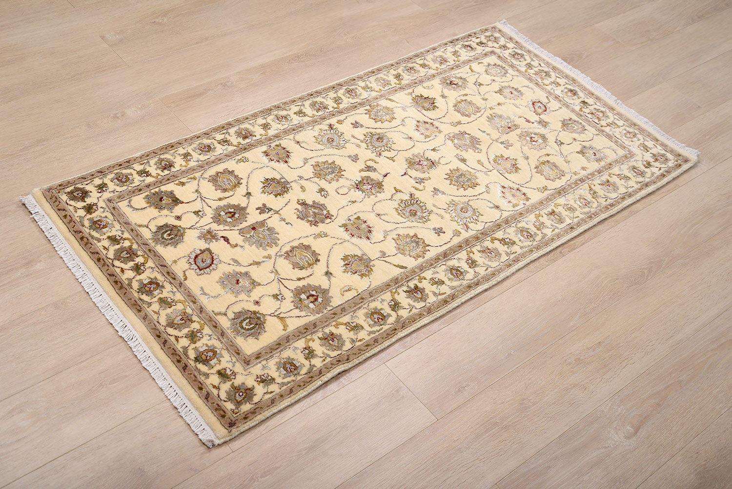 Ковер ручной работы TABRIZI 143x91cm фотография