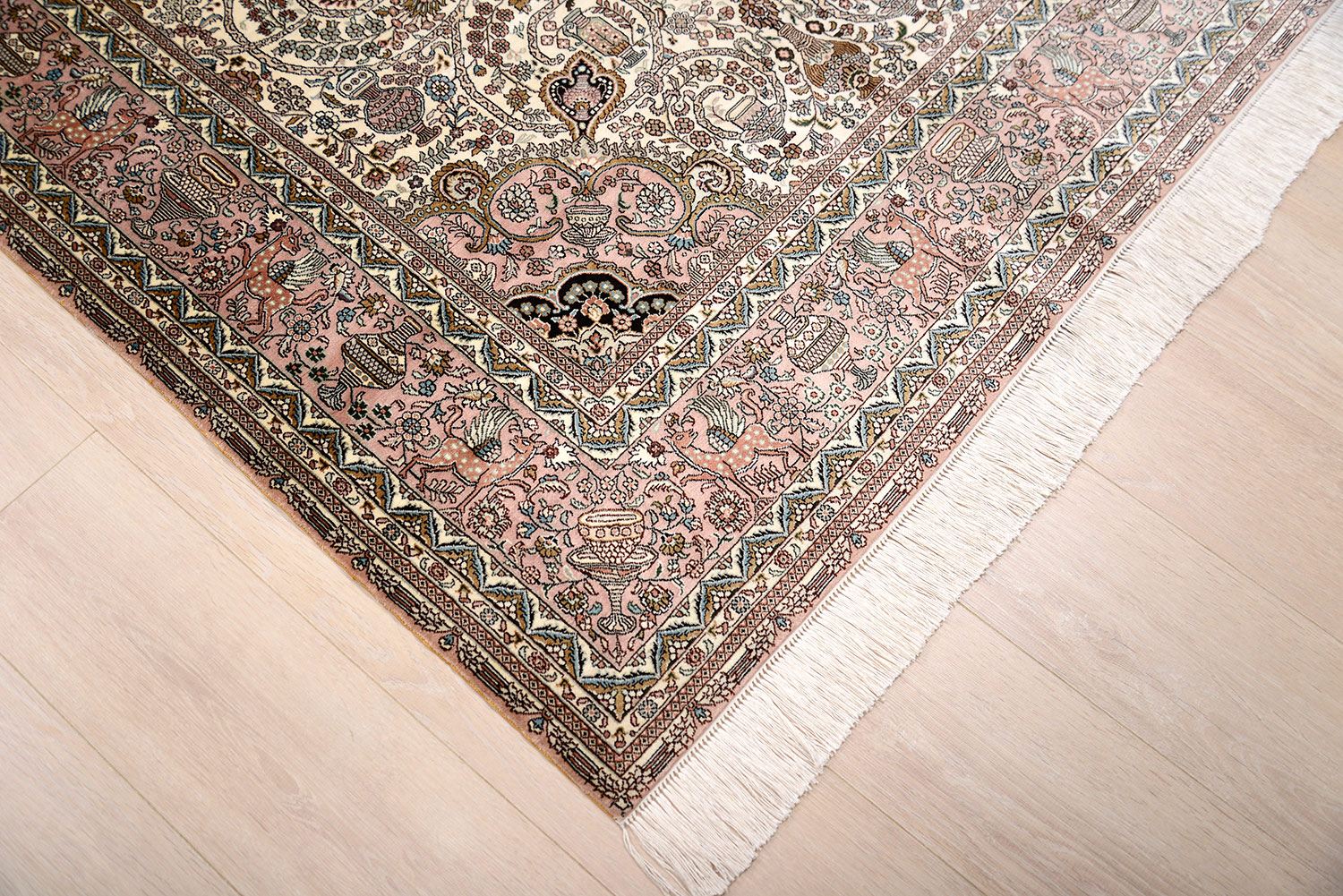 Шелковый ковер ручной вязки PERSIA, размер 190x130cm изображение