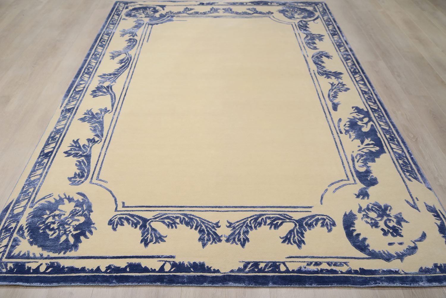 Ковер ручной работы BAROQUE FRAME 271x182cm фотография