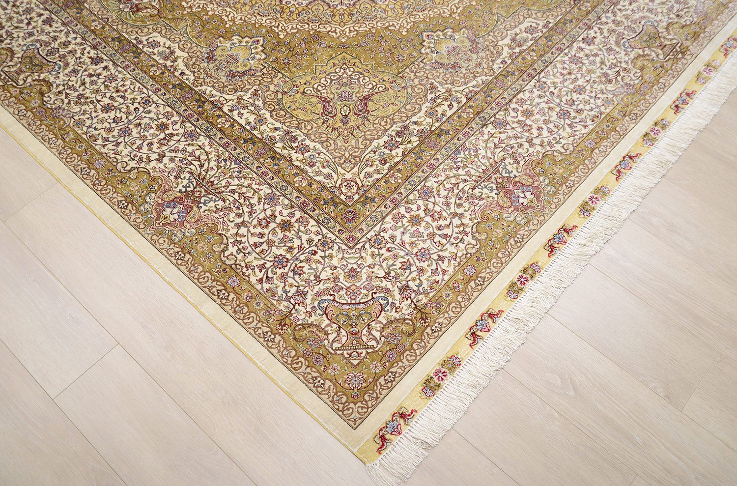 Шелковый ковер ручной вязки HEREKE, размер 358x258cm изображение