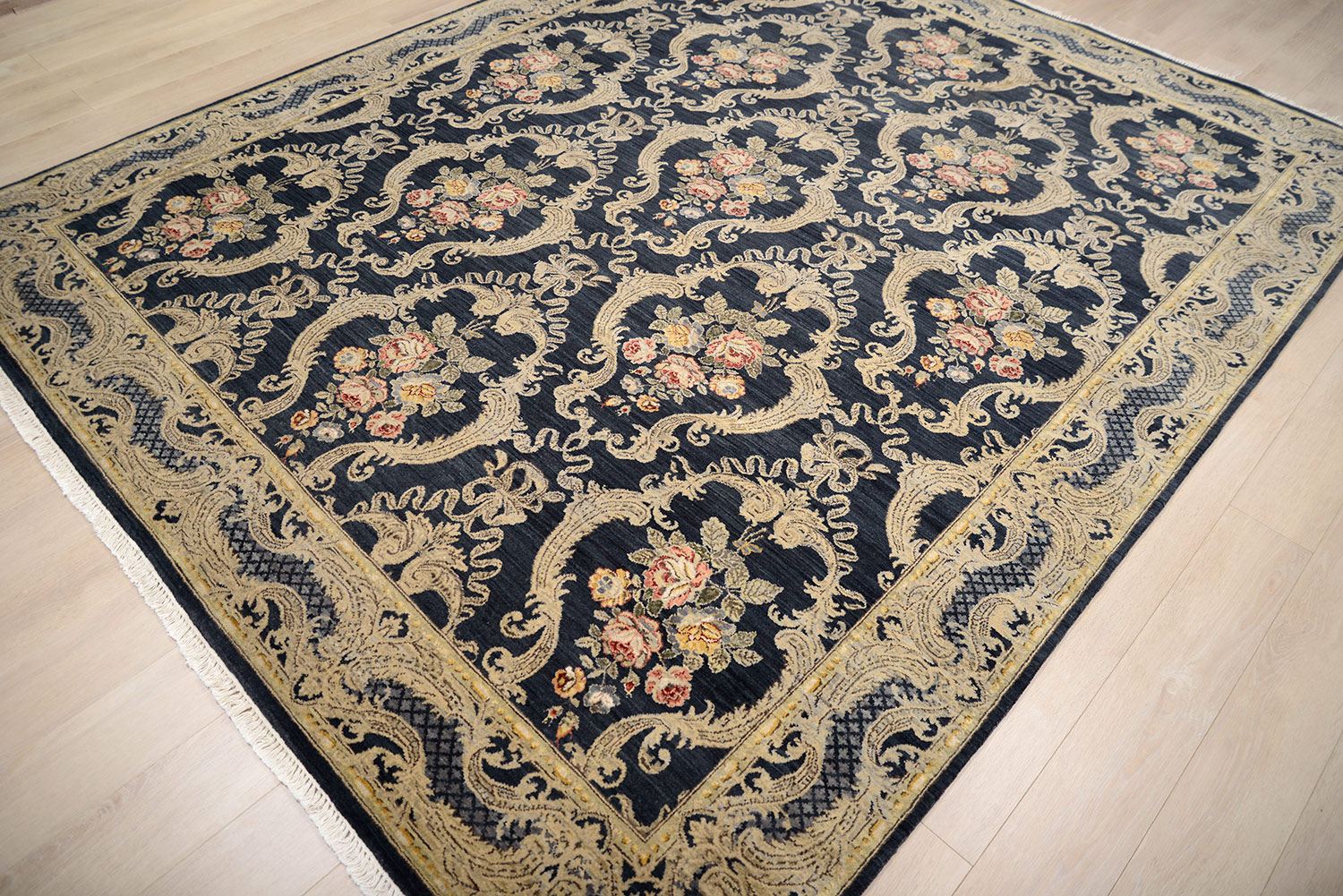 Ковер ручной работы AUBUSSON 302x244cm фотография