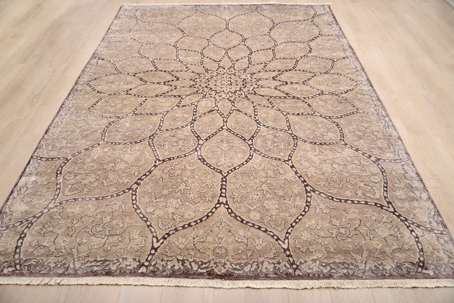 Ковер ручной вязки GOMBAD NEO из шелка и шерсти, размер 302x193cm изображение