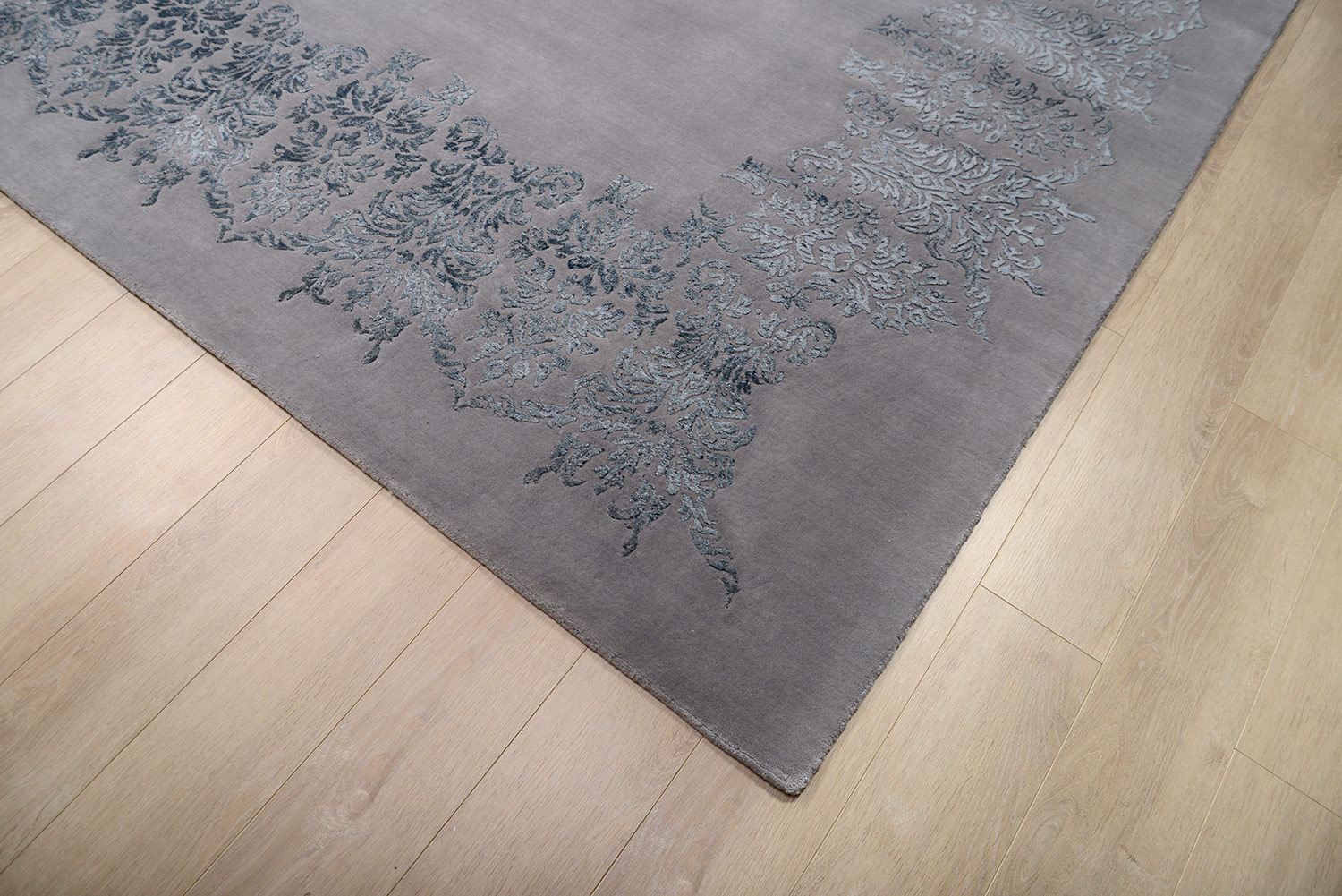 Ковер ручной работы DAMASK FRAME 367x277cm фотография