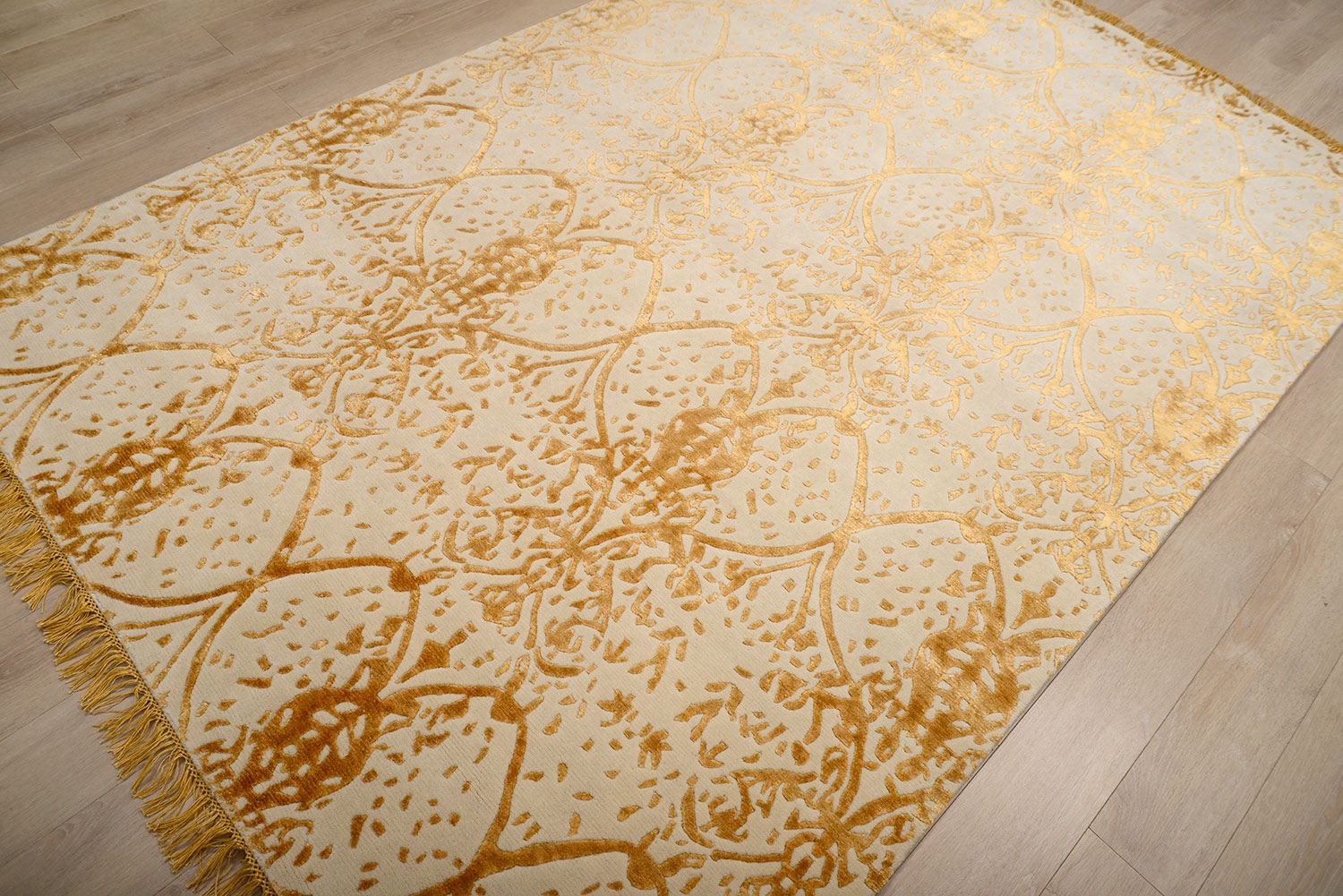 Ковер ручной вязки AMBOISE из шелка и шерсти, размер 275x182cm изображение