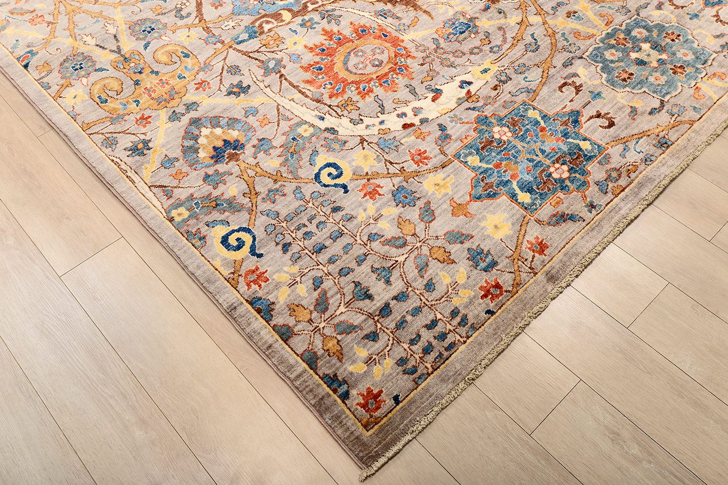Пакистанский ковер SAFAVID шерстяной Прямоугольный 367x270cm фото крупным планом