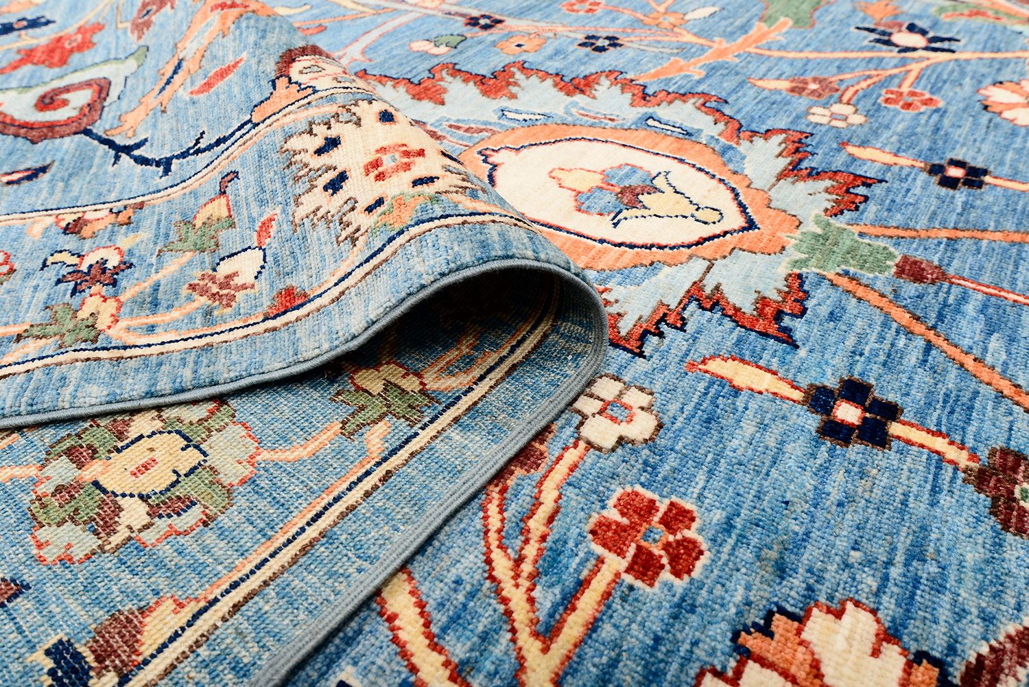 Фото шерстяной й ковер SAFAVID