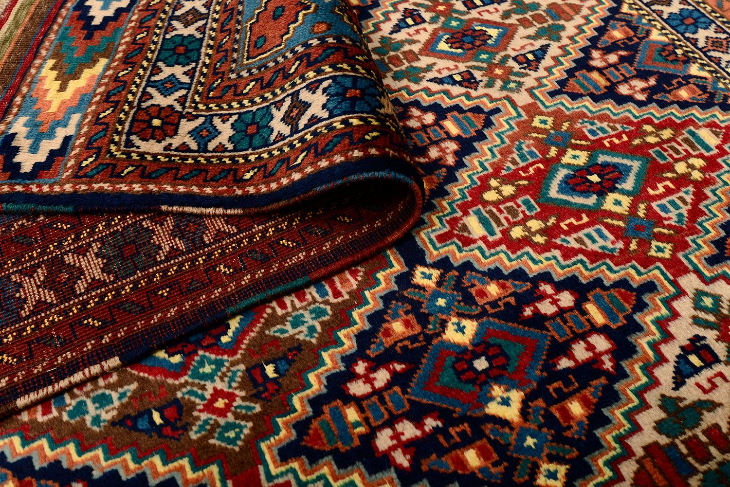 Фото шерстяной Прямоугольный ковер BALUCHI