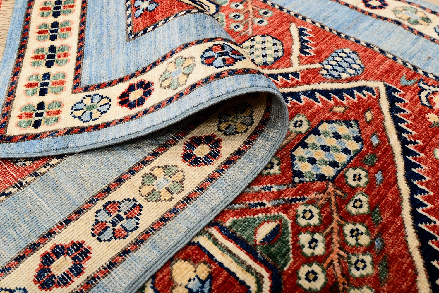 Фото шерстяной Прямоугольный ковер KAZAKH