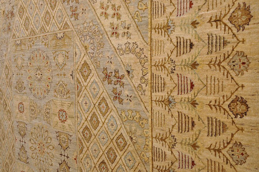Пакистанский ковер Ковер "Салтани" шерстяной Прямоугольный 423x303cm фото крупным планом
