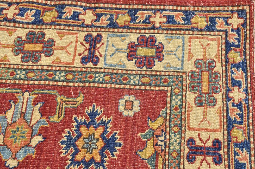 Кавказский ковер KAZAKH шерстяной Прямоугольный 146x105cm фото крупным планом