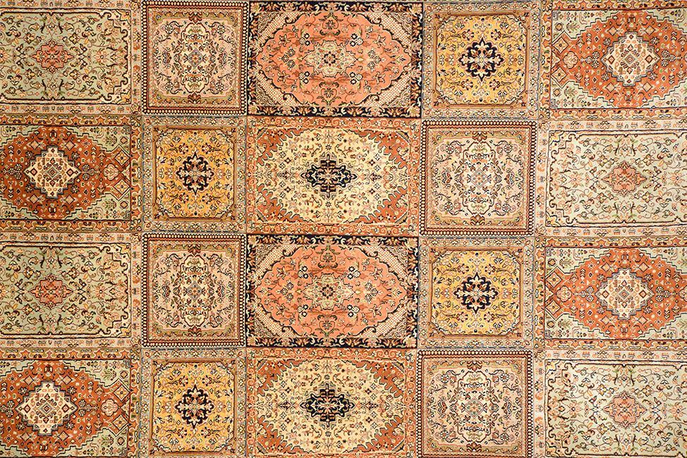 Индийский ковер RAMADA шелковый Прямоугольный 182x123cm фото крупным планом