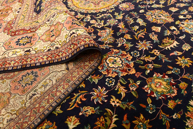 Agra Luxe