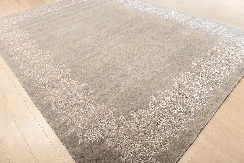 Damask Frame