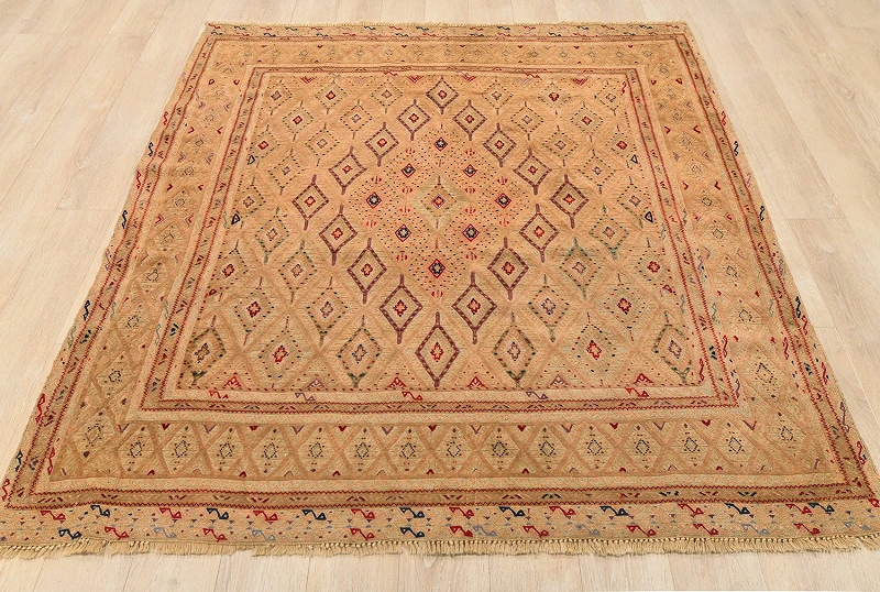 Suzani