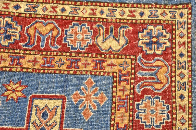 Ковер "казах"