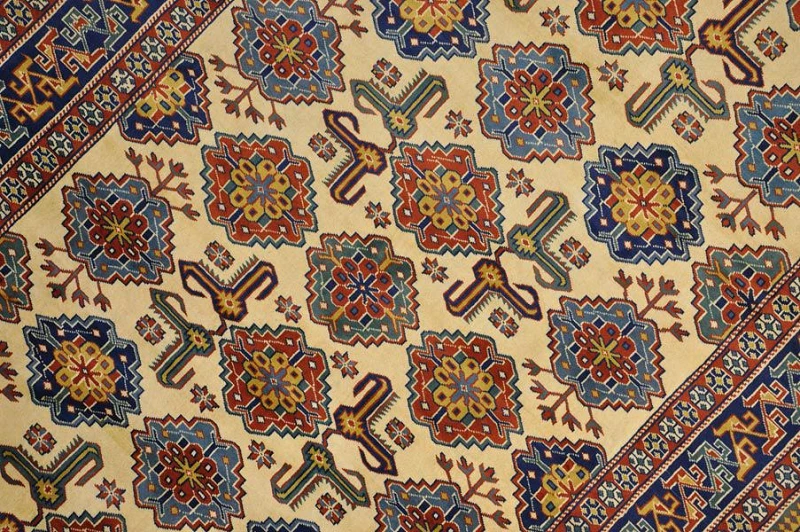 Кавказский Ковер