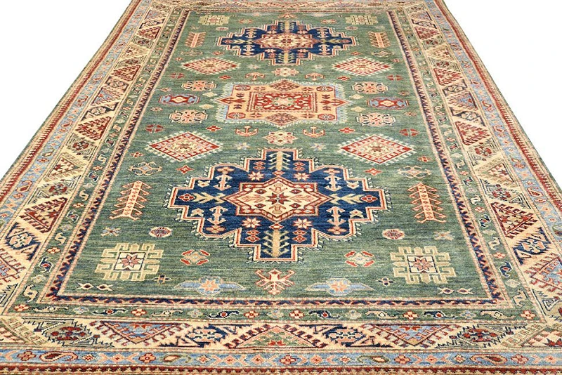 Ковер "казах"