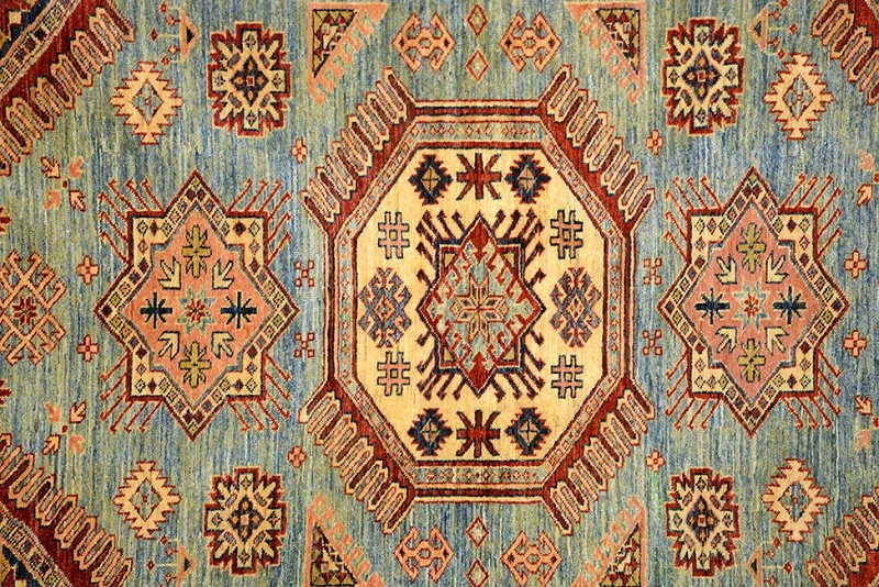 Ковер "казах"