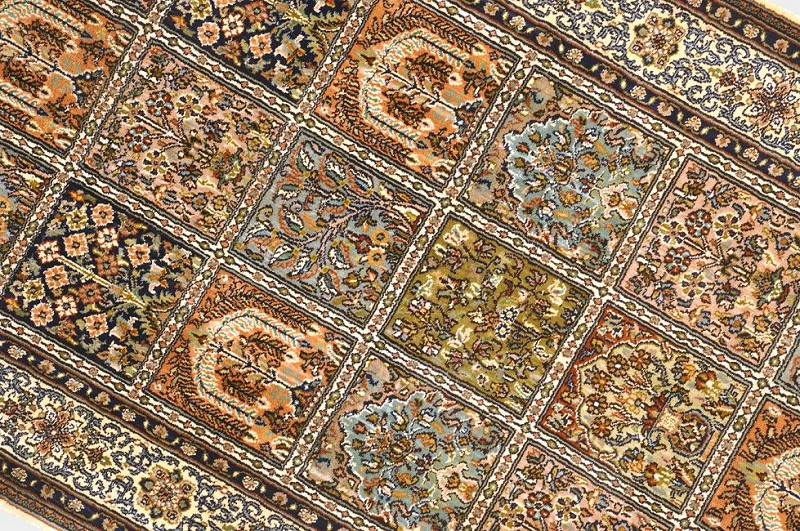 Кашмирский Ковер