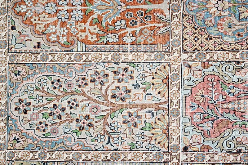 Кашмирский Ковер