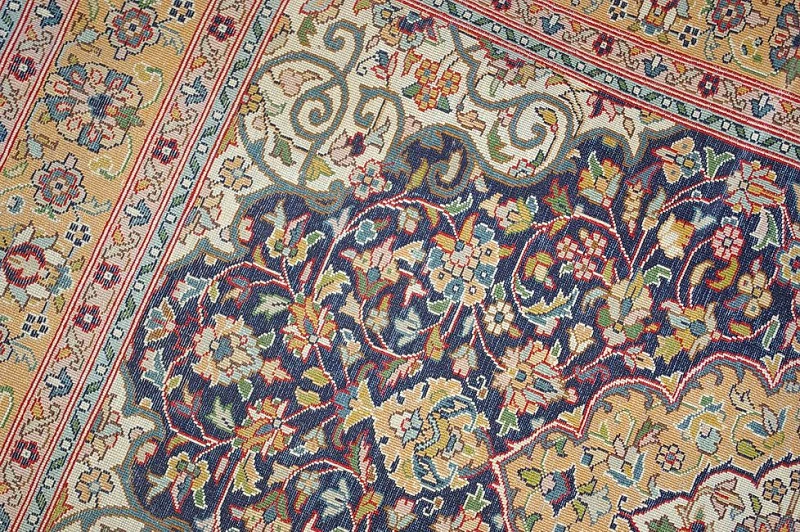 Кашмирский Ковер