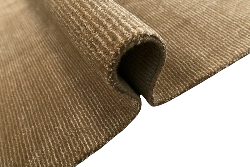 Честер Люкс