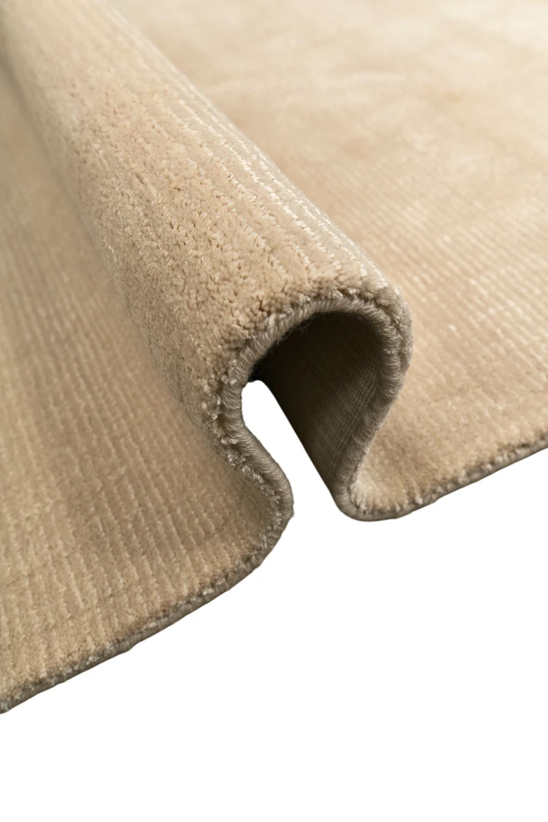 Честер Люкс