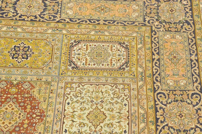 Кашмирский Ковер