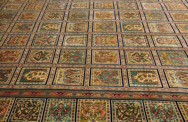 Кашмирский Ковер