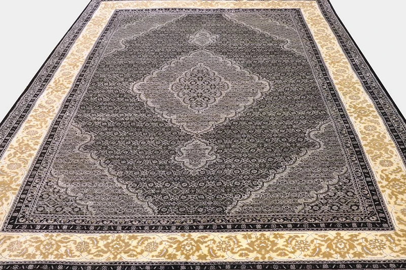 Ковер "махи"