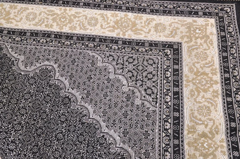 Ковер "махи"