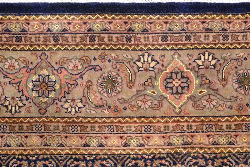 Ковер "махи"