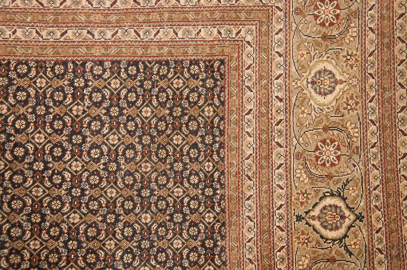 Ковер "махи"