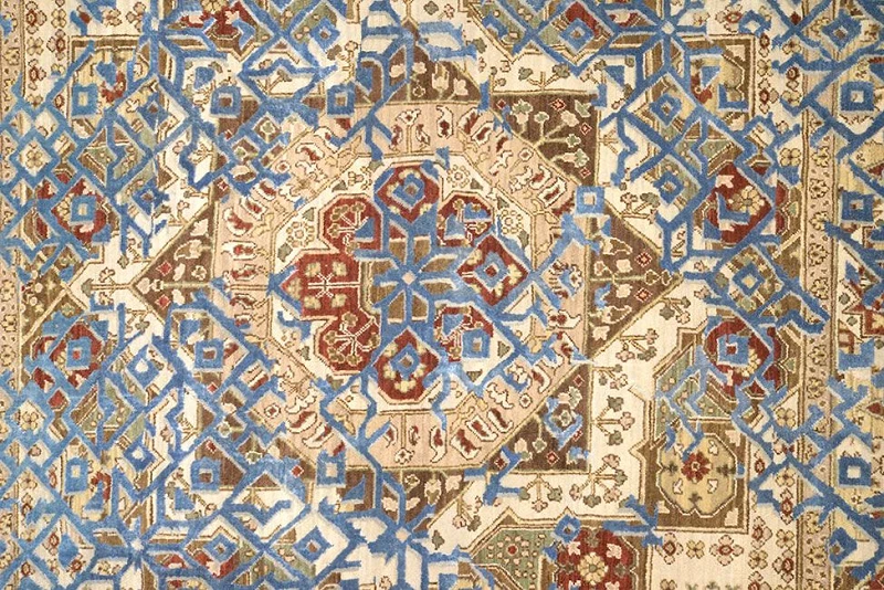 Ковер "артефакт"