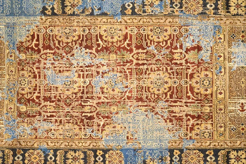 Ковер "артефакт"