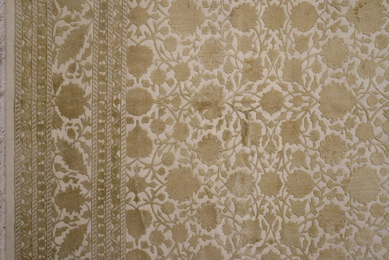 Ковер "скульптурный"