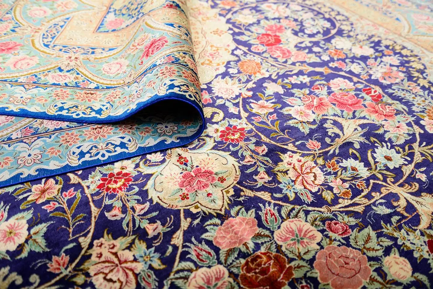 Особенности иранских ковров Кум