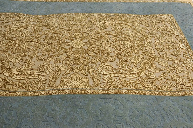 Ковер "скульптурный"