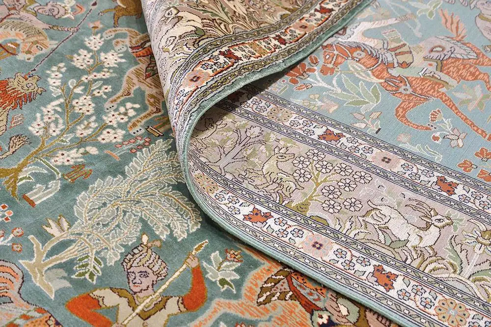 Кашмирский ковер с традиционным узором