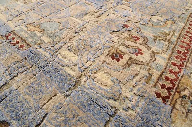 Ковер "артефакт"