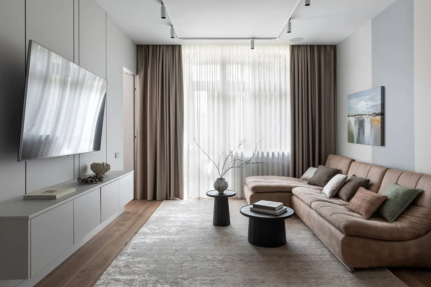 Ковер Aldo в диванной зоне гостиной