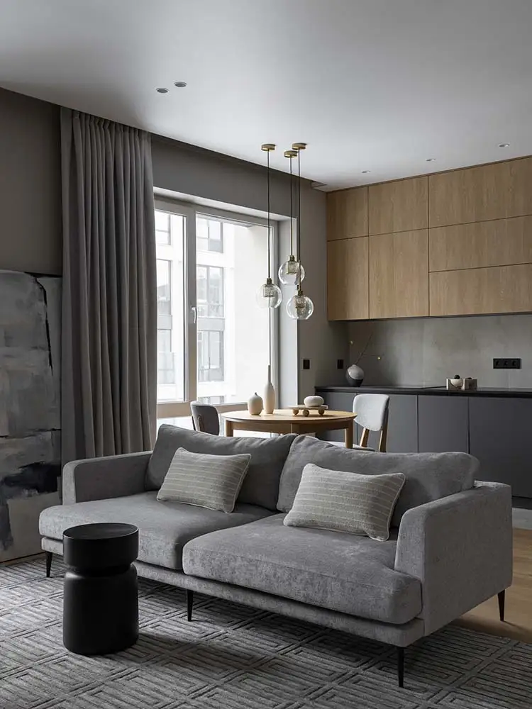 Серый монохромный ковер