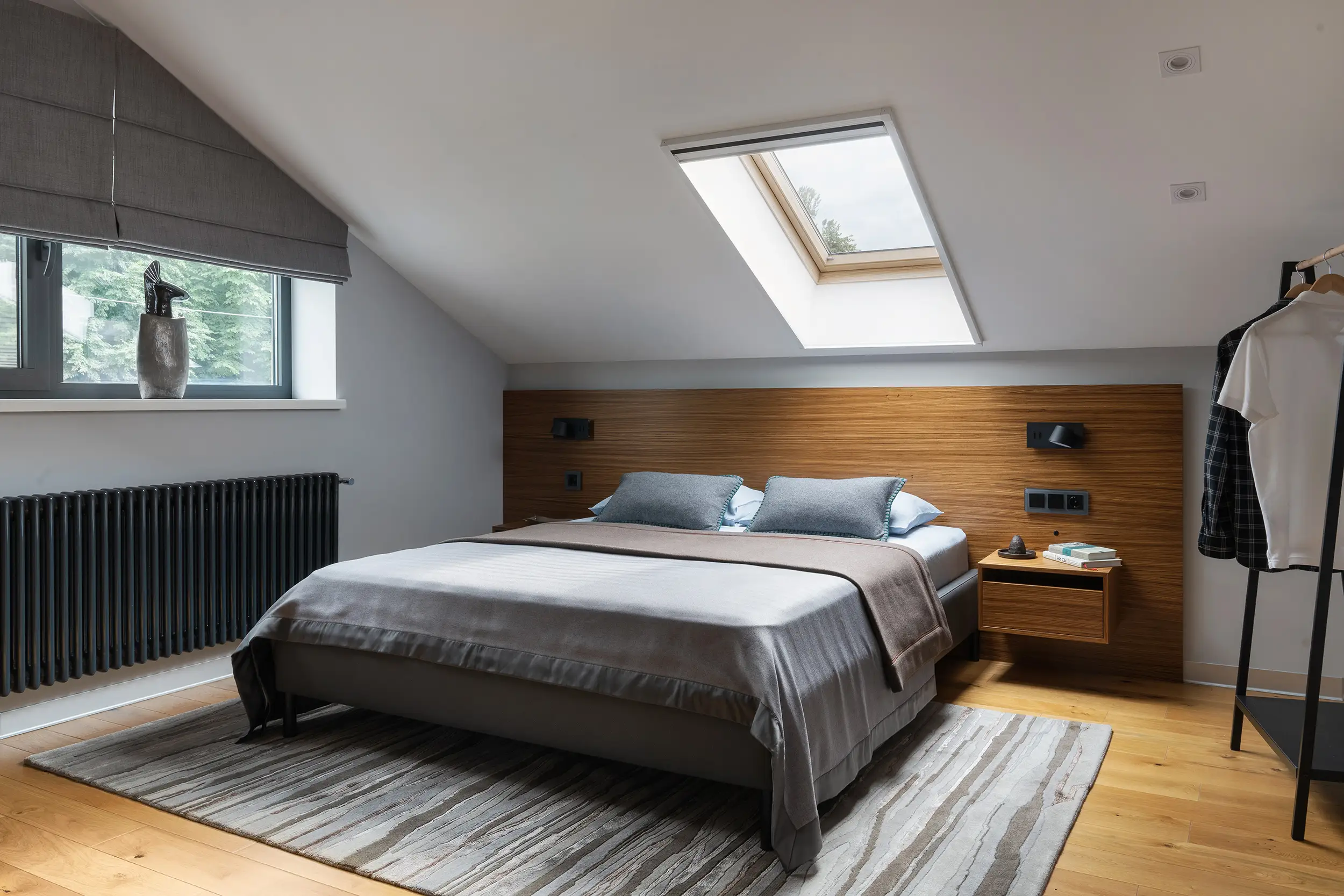 Абстрактный ковер Ground в спальне