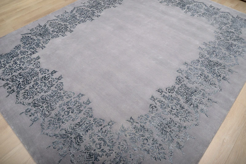 Damask Frame