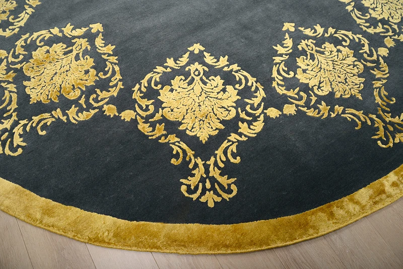 Damask Frame
