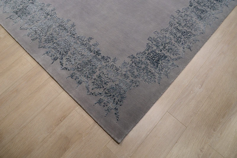 Damask Frame
