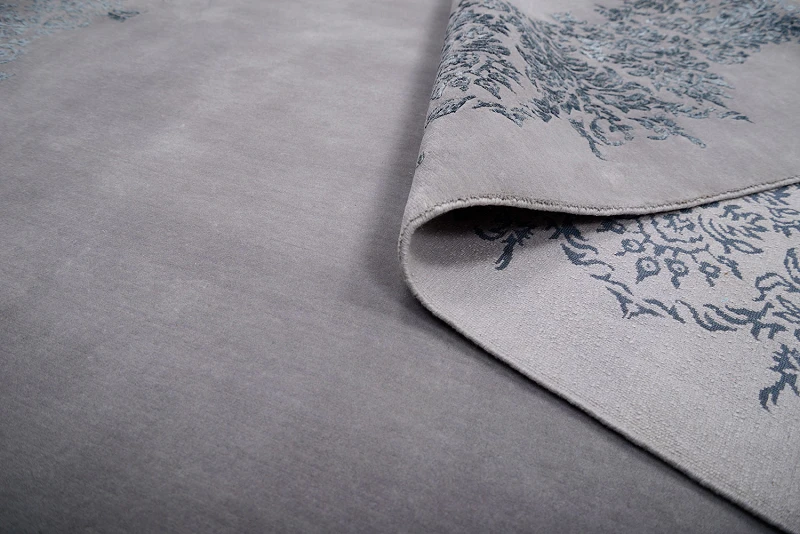 Damask Frame